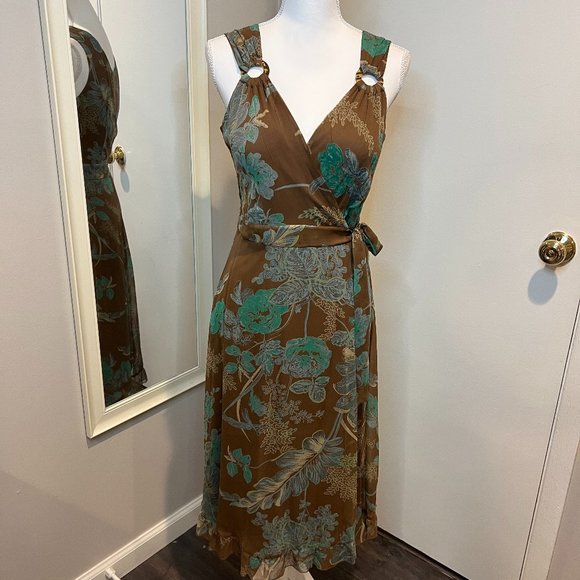 jonathan martin Dresses & Skirts - Jonathan Martin 100% silk brown floral wrap dress, Size 6